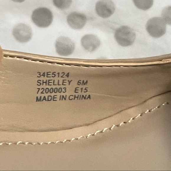 NWT Calvin Klein Shelley Patent Leather Nude Peep Toe Wedge Heels Size 6 - Picture 8 of 11